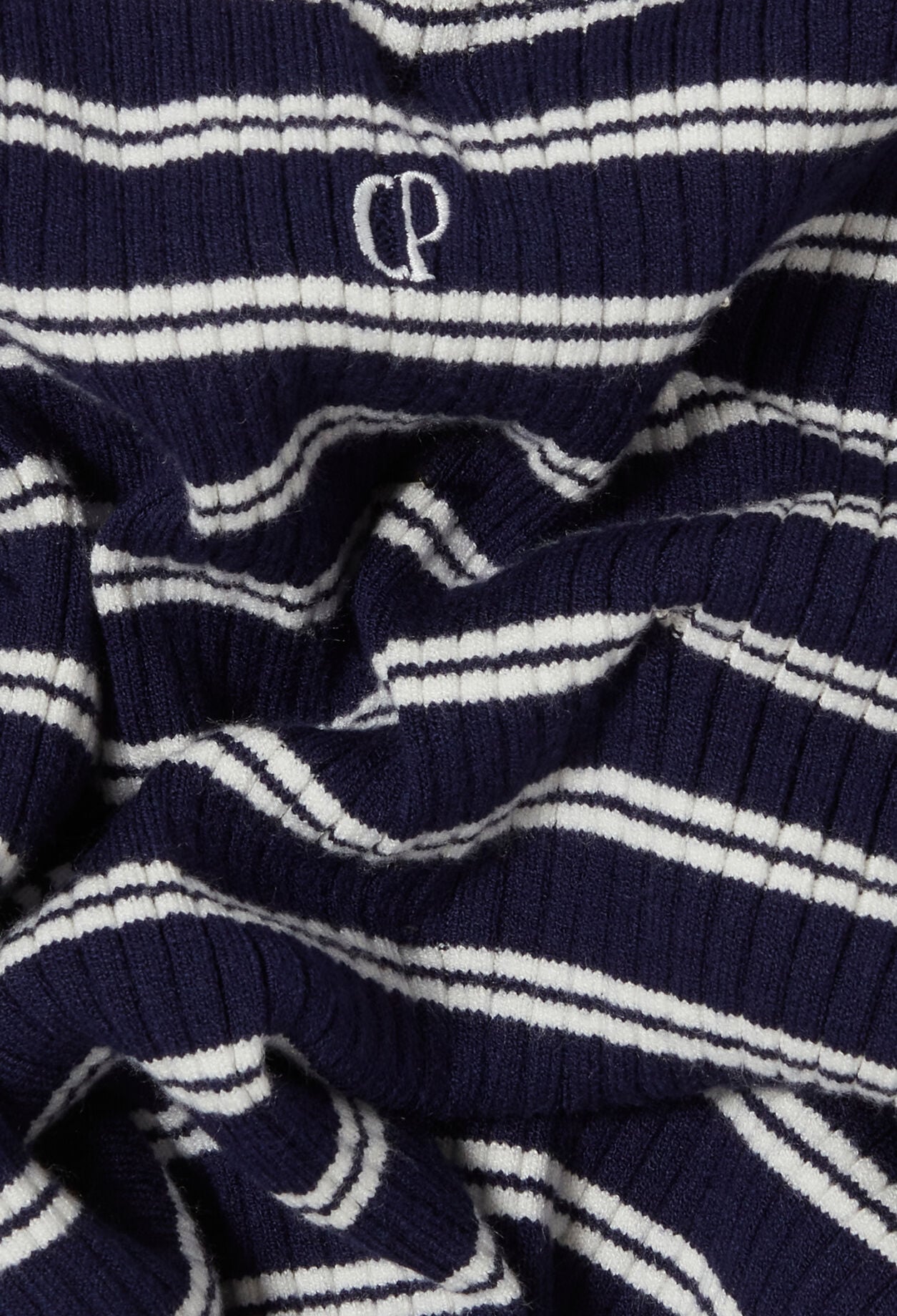 Fine knit top