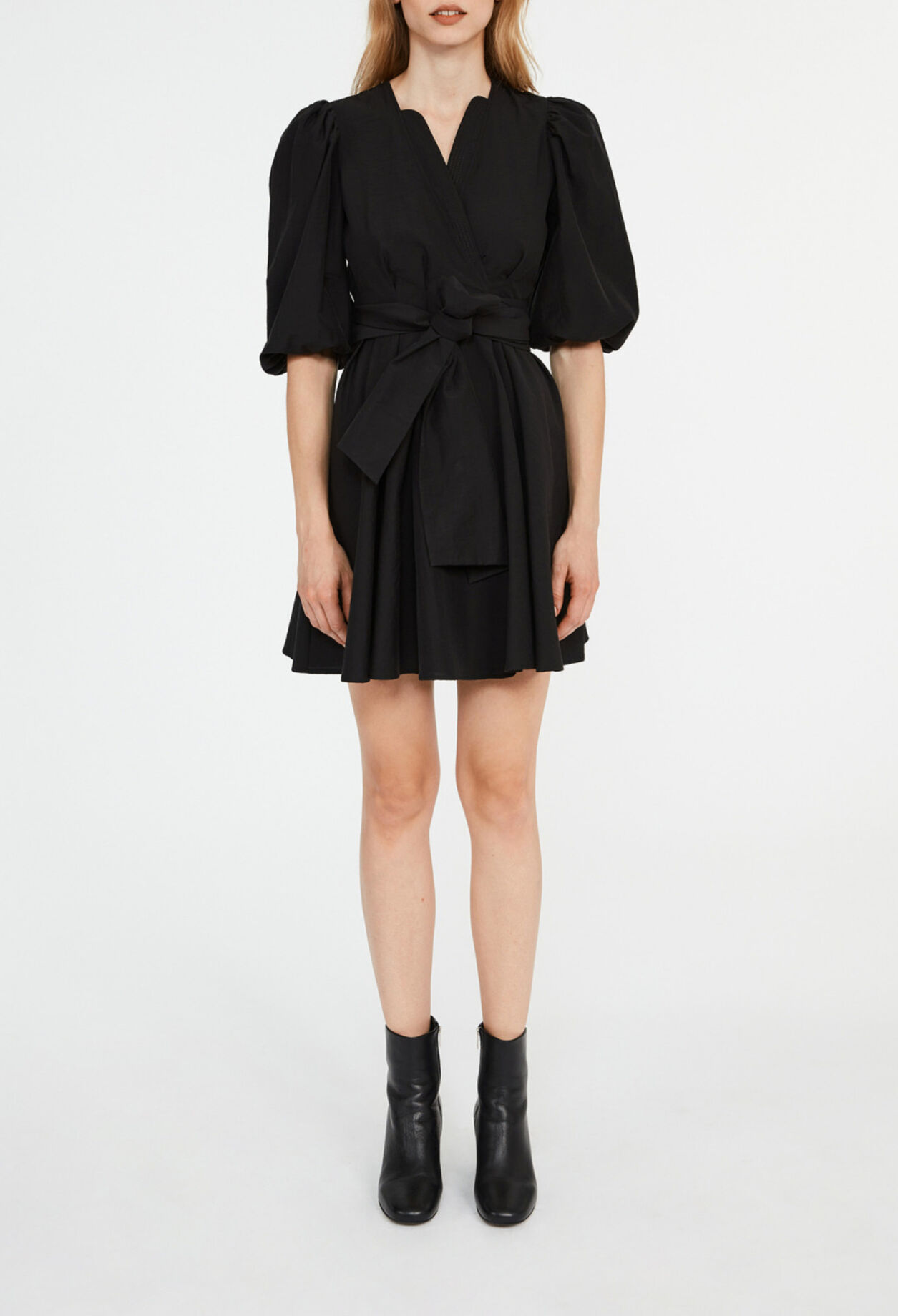 Robe courte évasée