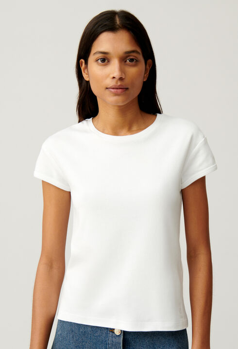 Short-sleeved T-shirt