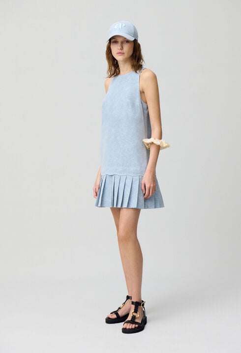 Sleeveless short dress