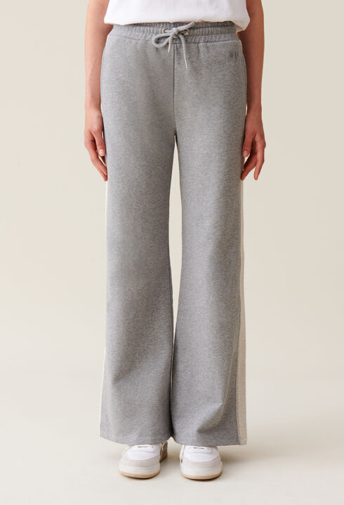 Contrasting grey comfort trousers