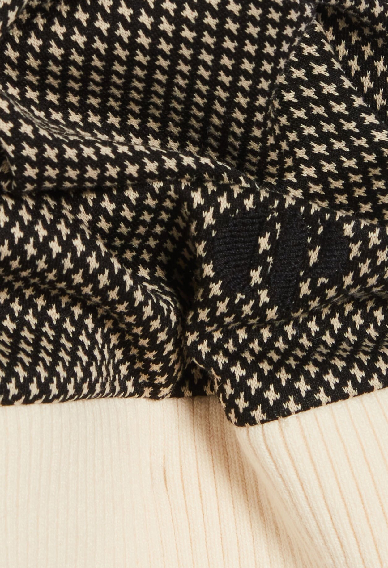 Chocolate sleeveless jumper