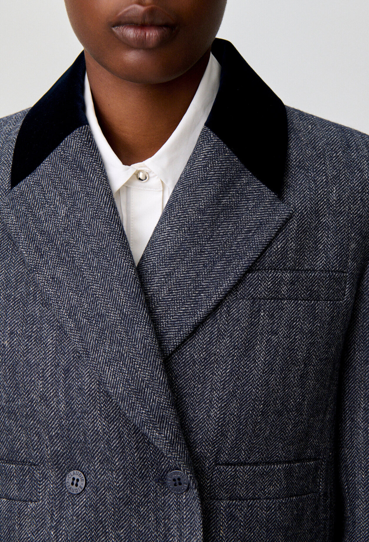 Bi-material tailored jacket