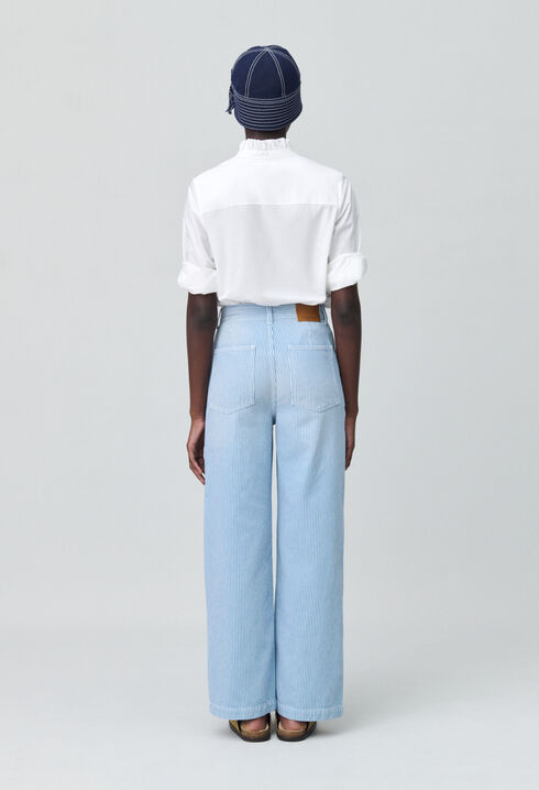 Wide-leg Faded Jeans