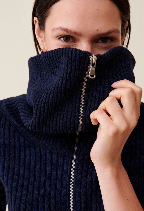 Zip-neck knitted jumper