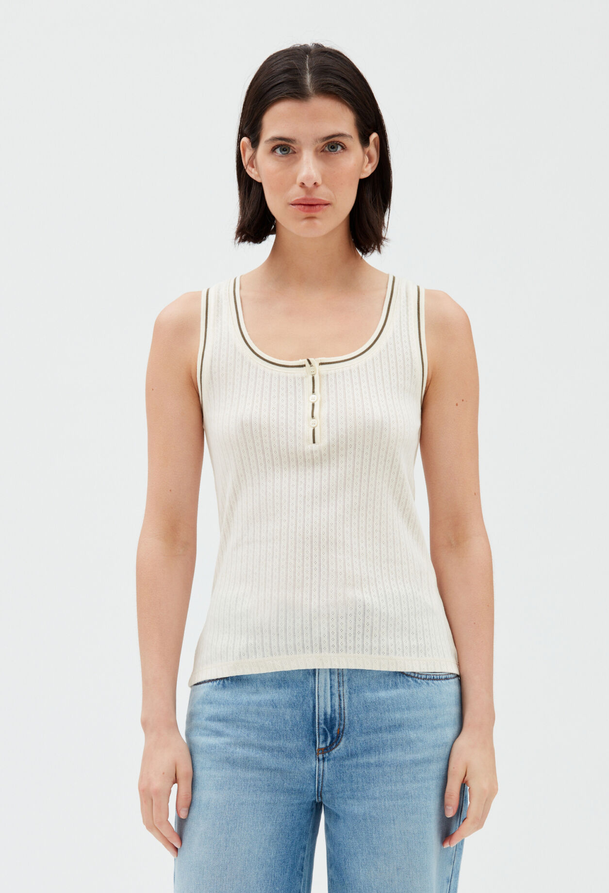 Vanilla ribbed vest