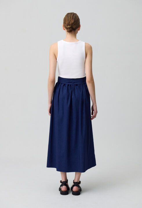 Midi skirt with buttons