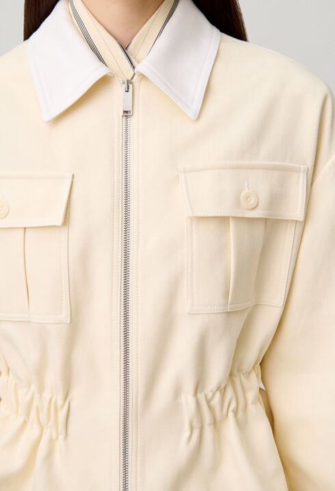 Fitted vanilla jacket