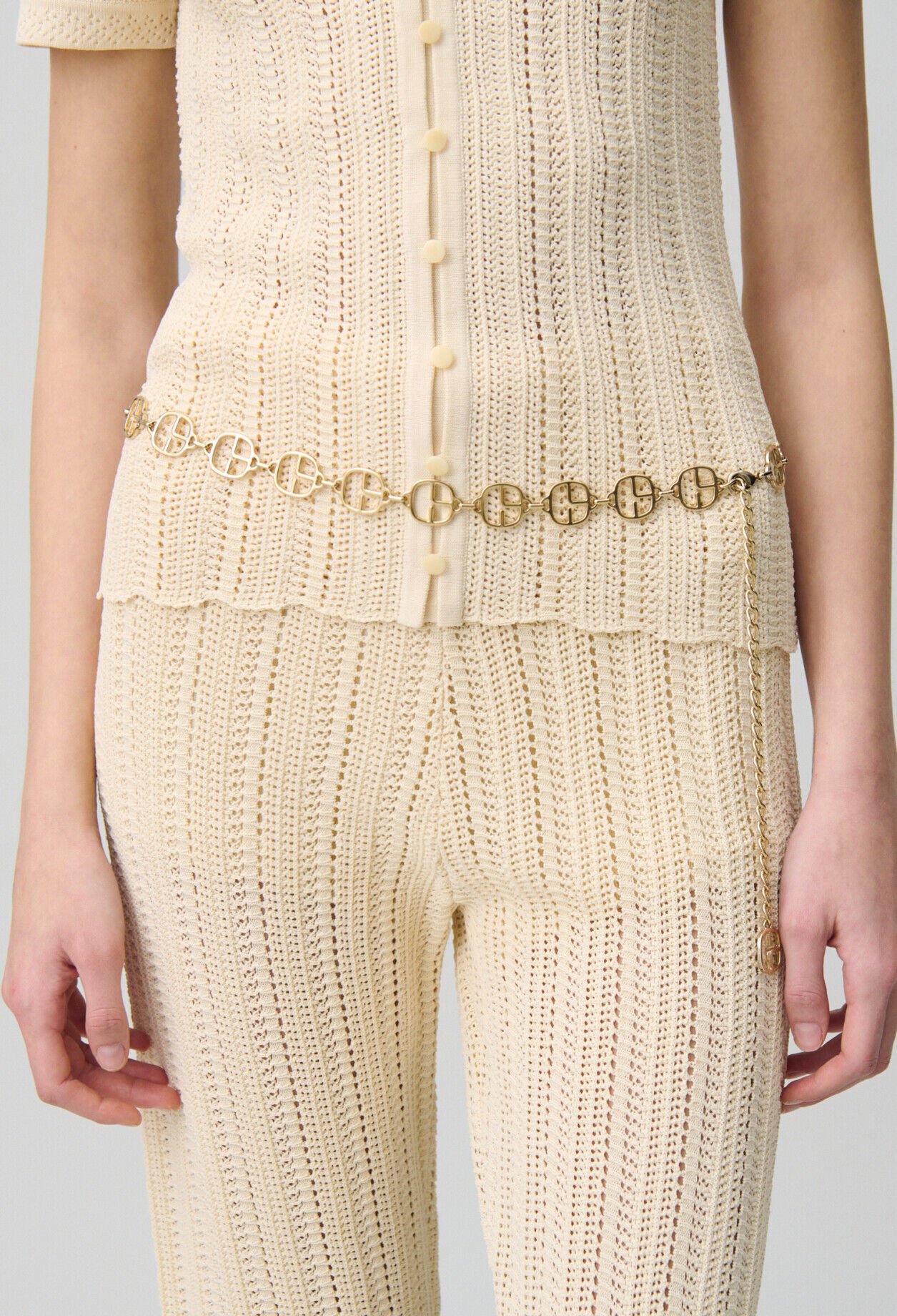 Chain monogram belt