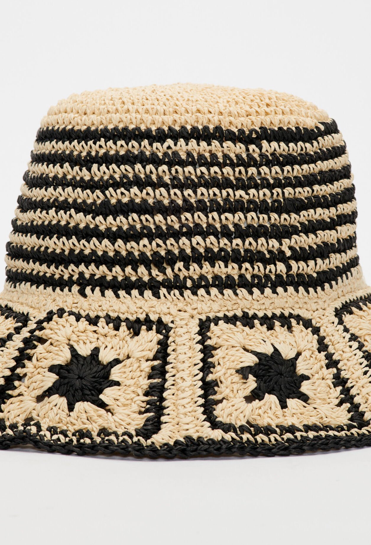 Crochet bucket hat