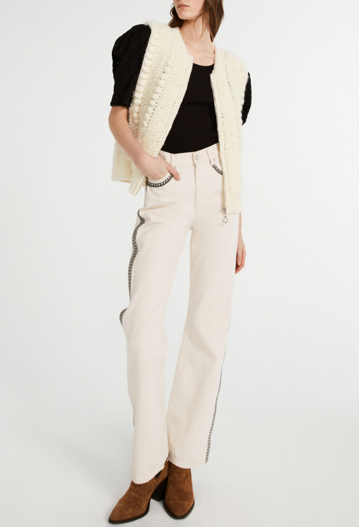 Sleeveless cardigan