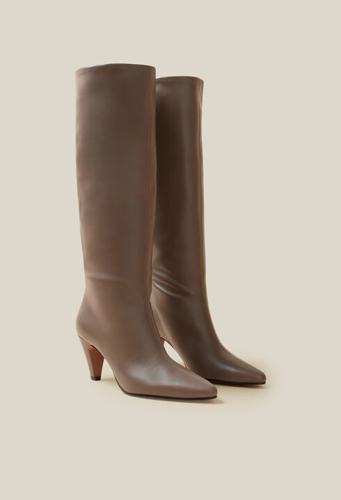 Leather heeled boots
