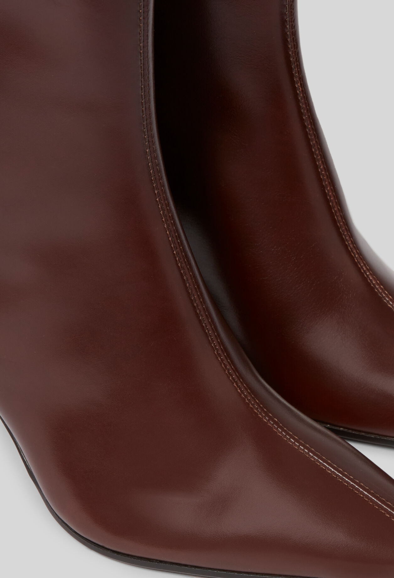 Bottines cuir à boucle