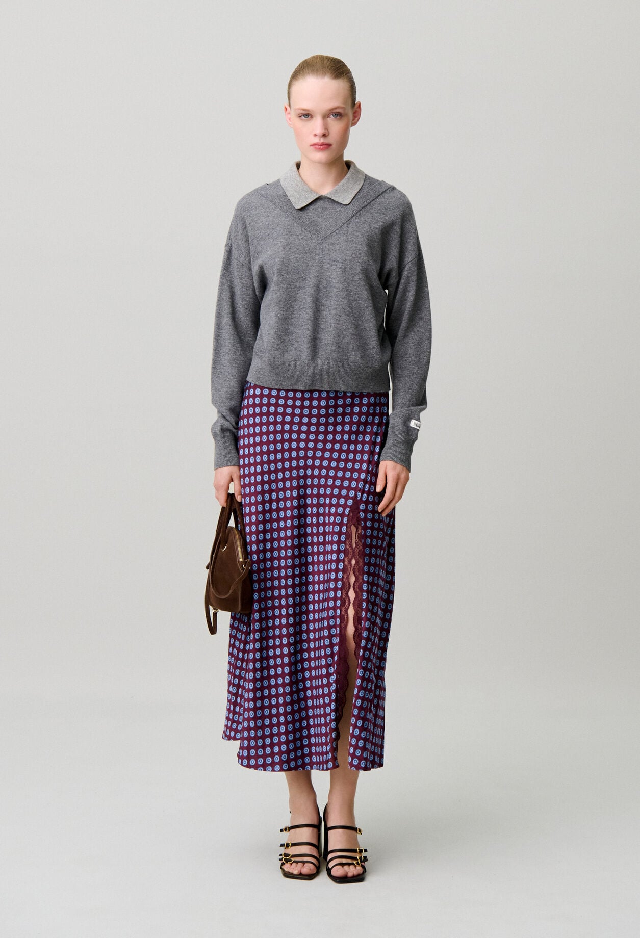 V-neck wool jumper