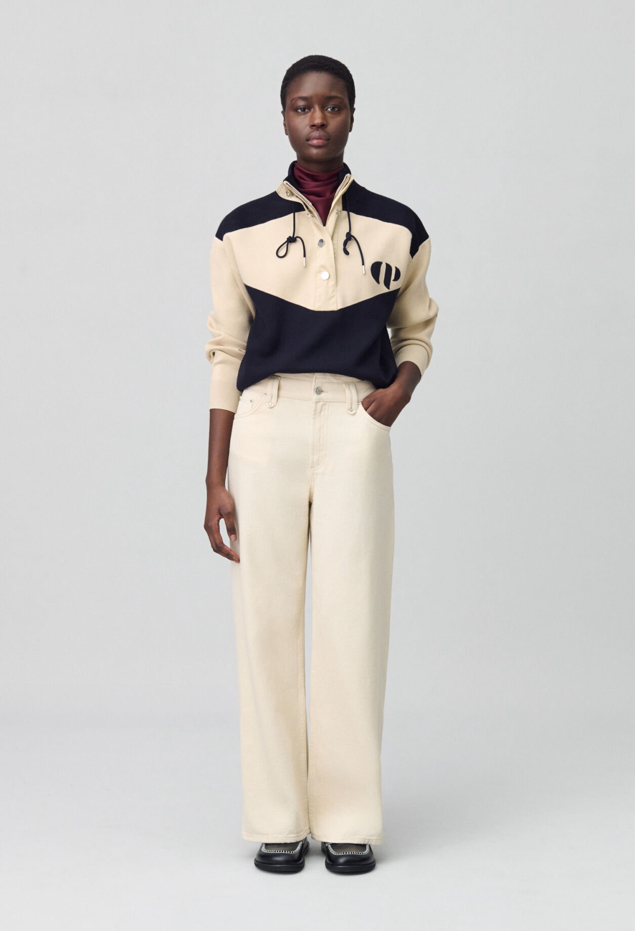 Minimum half-zip sweatshirt