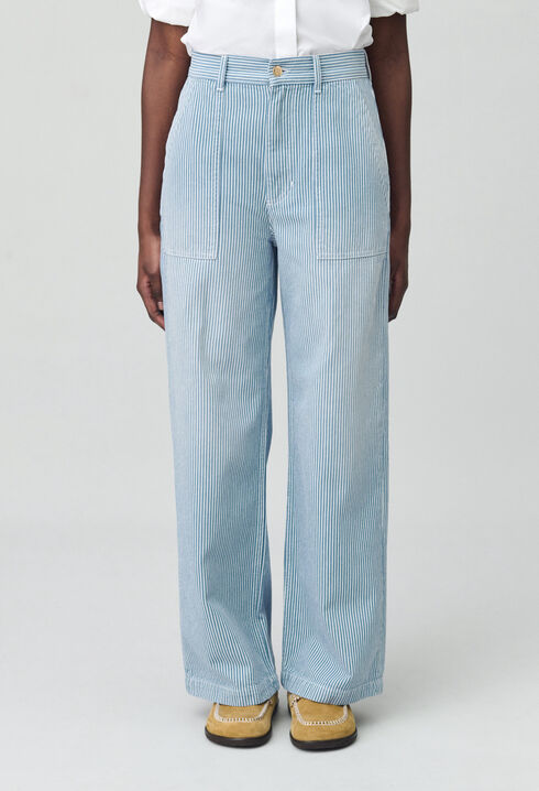 Wide-leg Faded Jeans