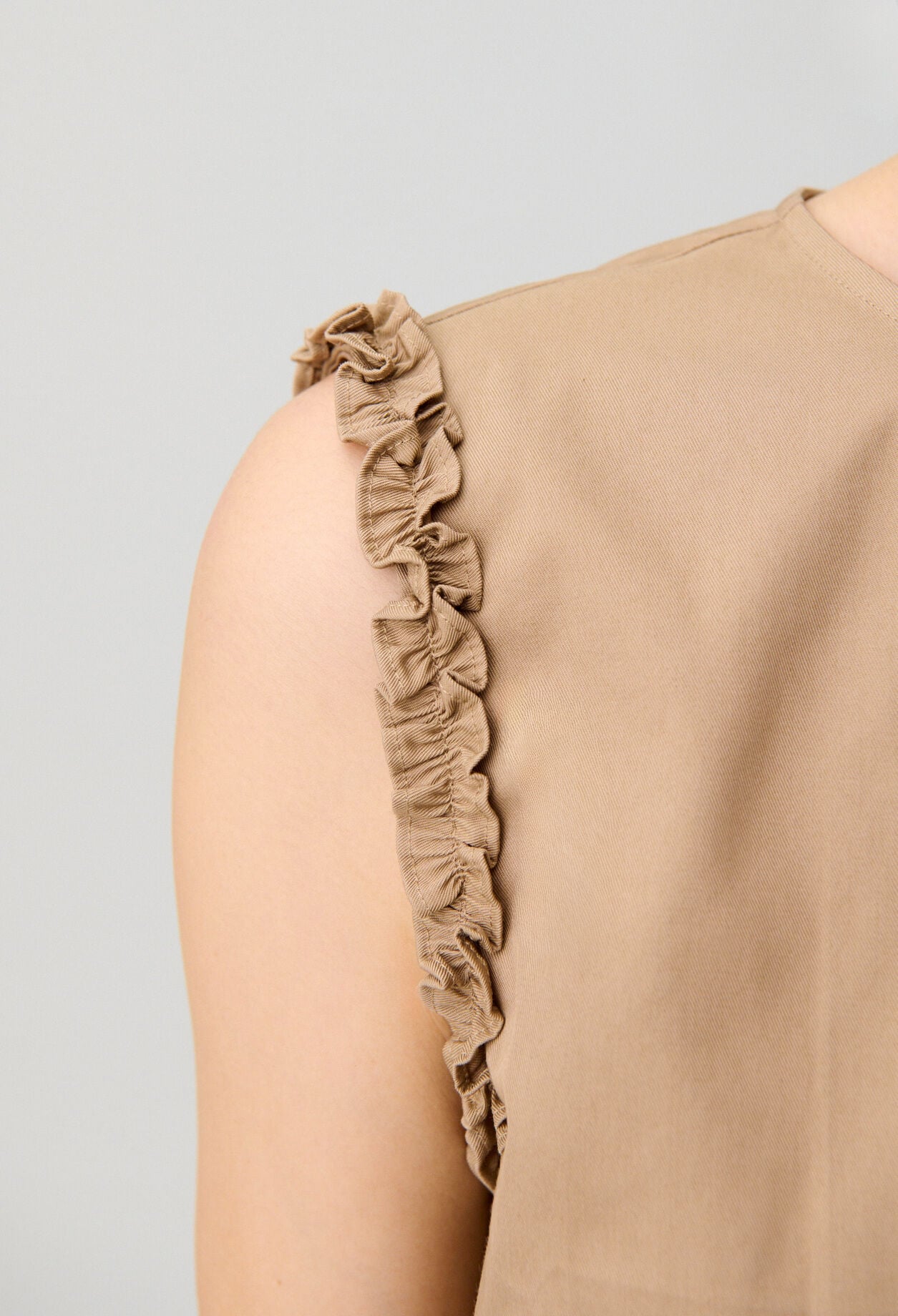 Ruffled crop top