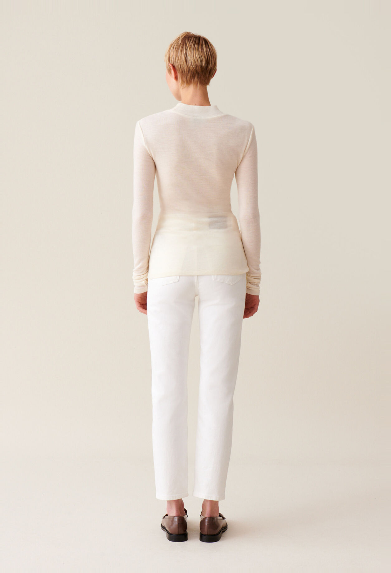 Wool top with high neck