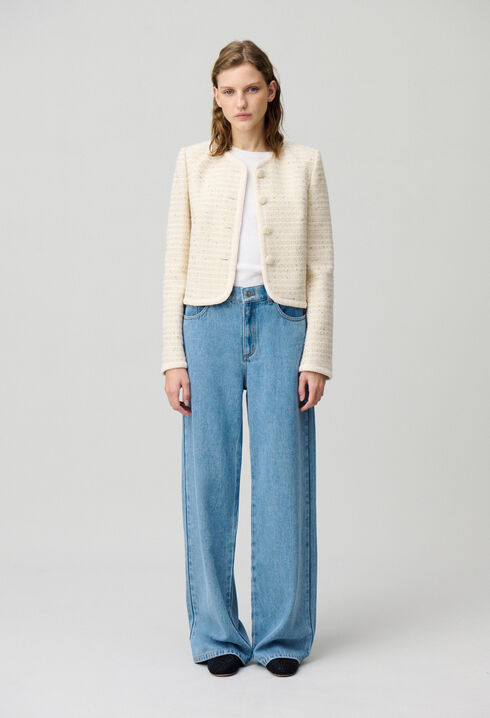 Buttoned short tweed jacket