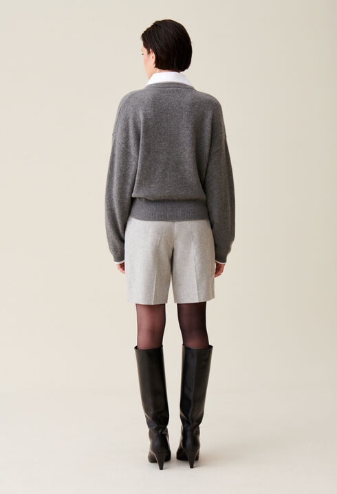 Cashmere jumper detachable collar