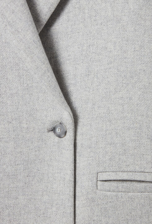 Light grey mid-length tailored coat