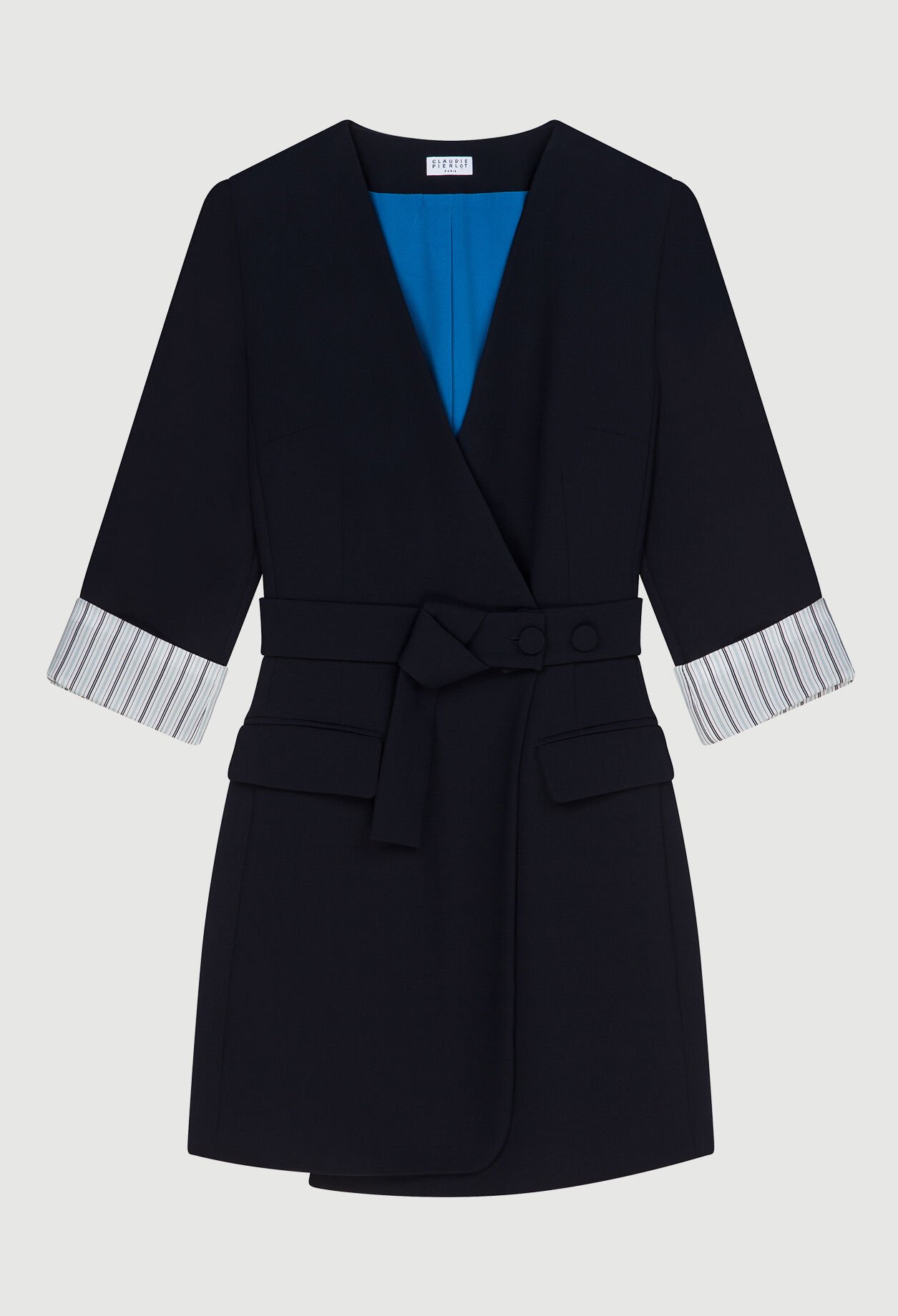 Dress with contrasting cuffs