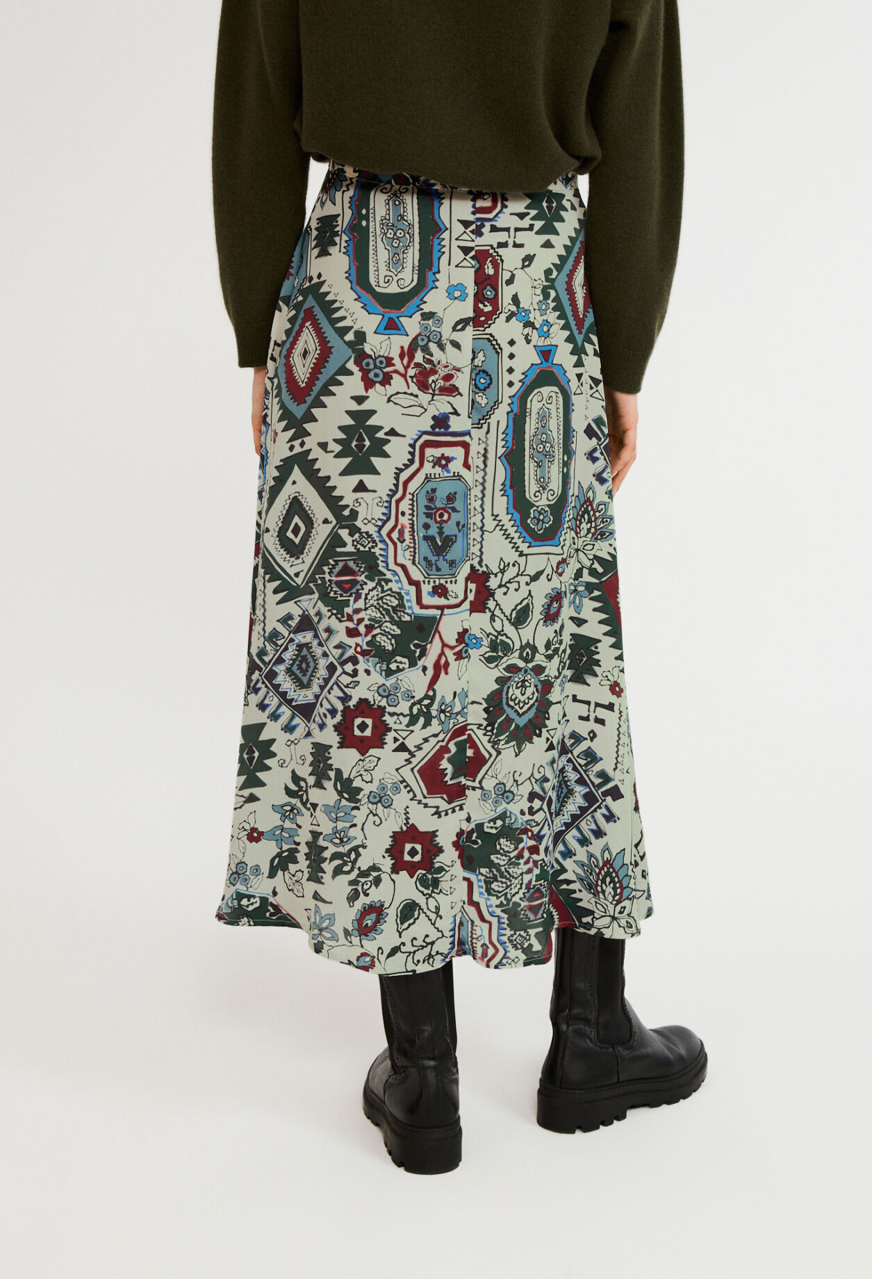 Long skirt