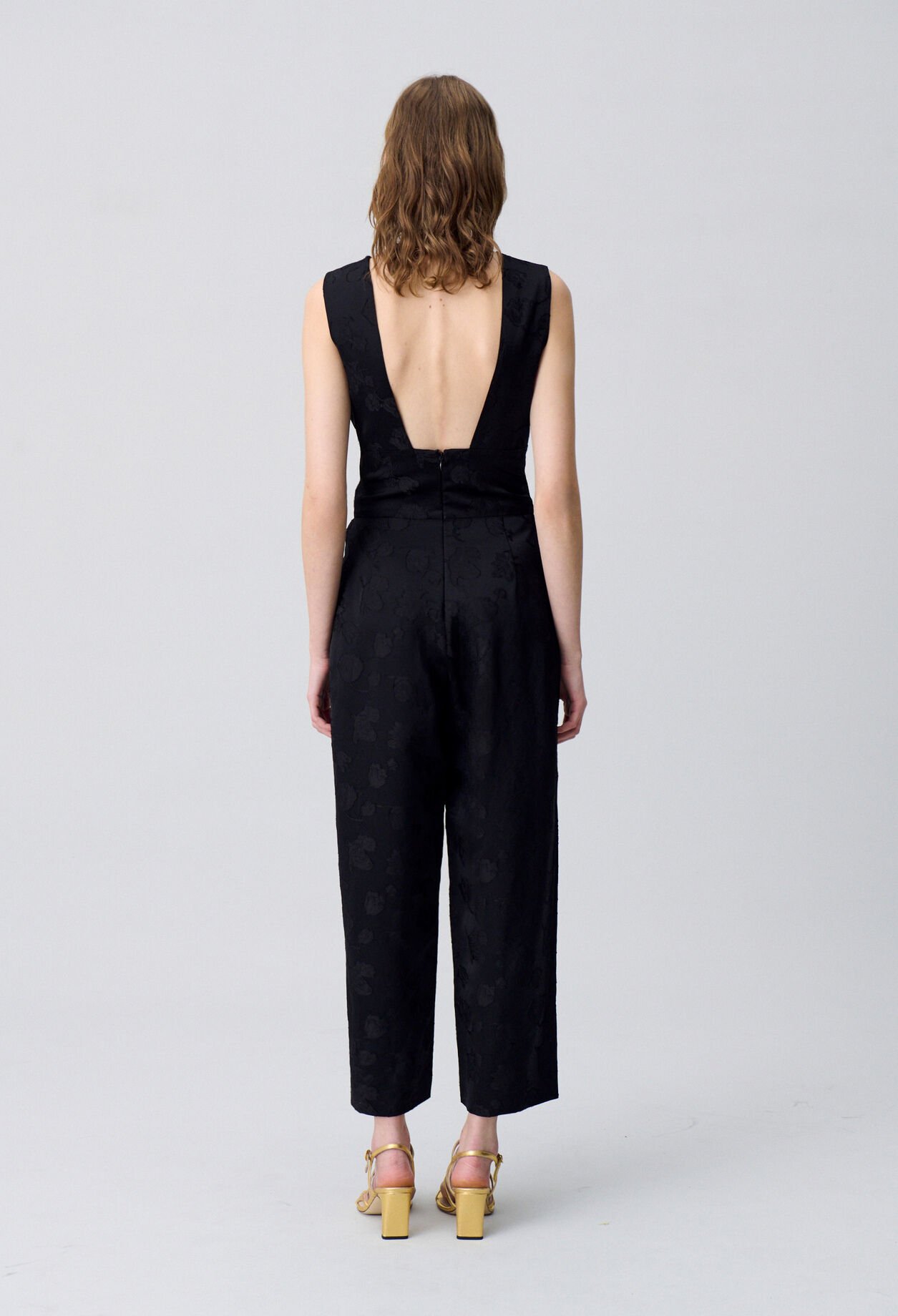 Sleeveless jumpsuit
