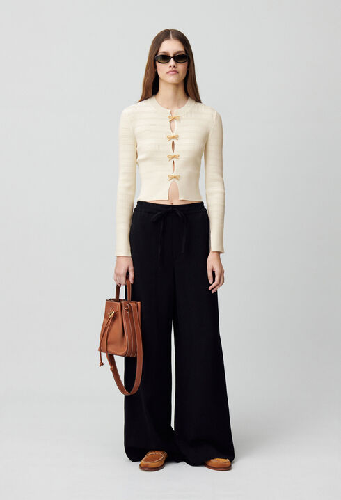 Thin knit jumper with bows