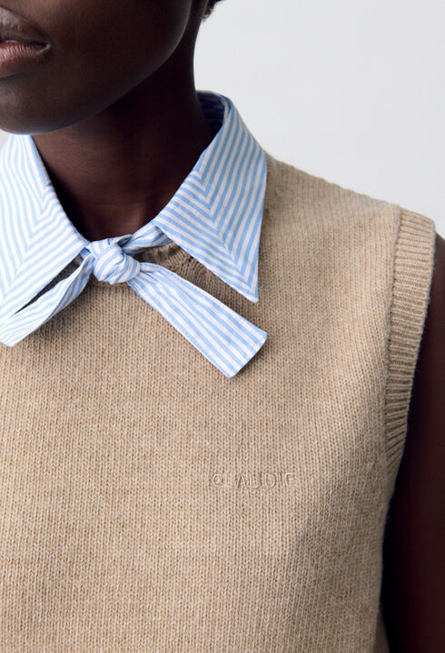Sleeveless Jumper Removable Collar