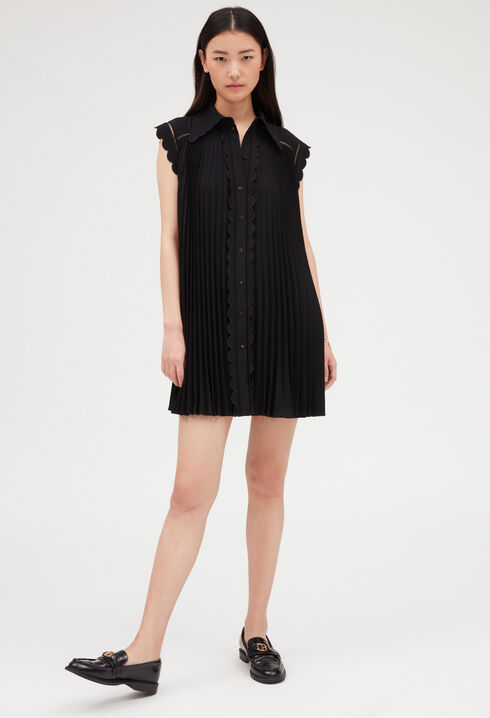 Short pleated dress