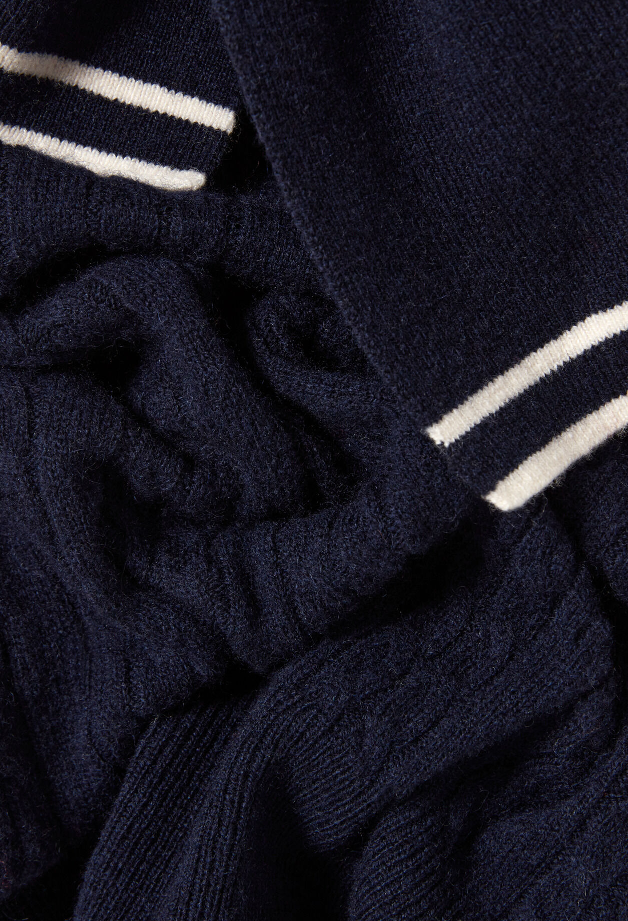 Sleeveless jumper