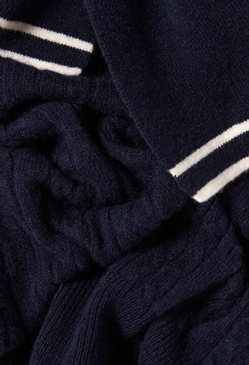 Sleeveless jumper