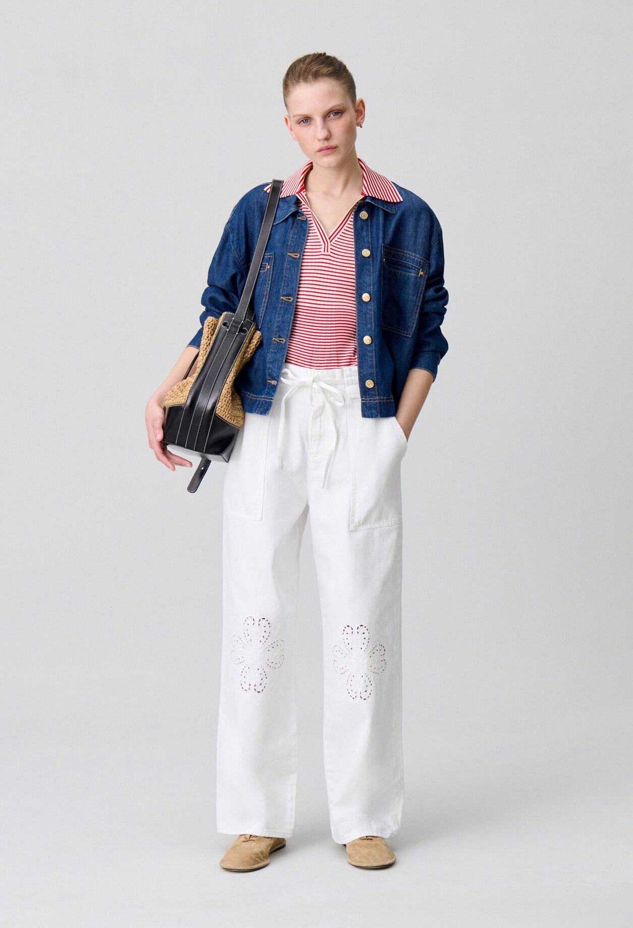 Embroidered baggy jeans