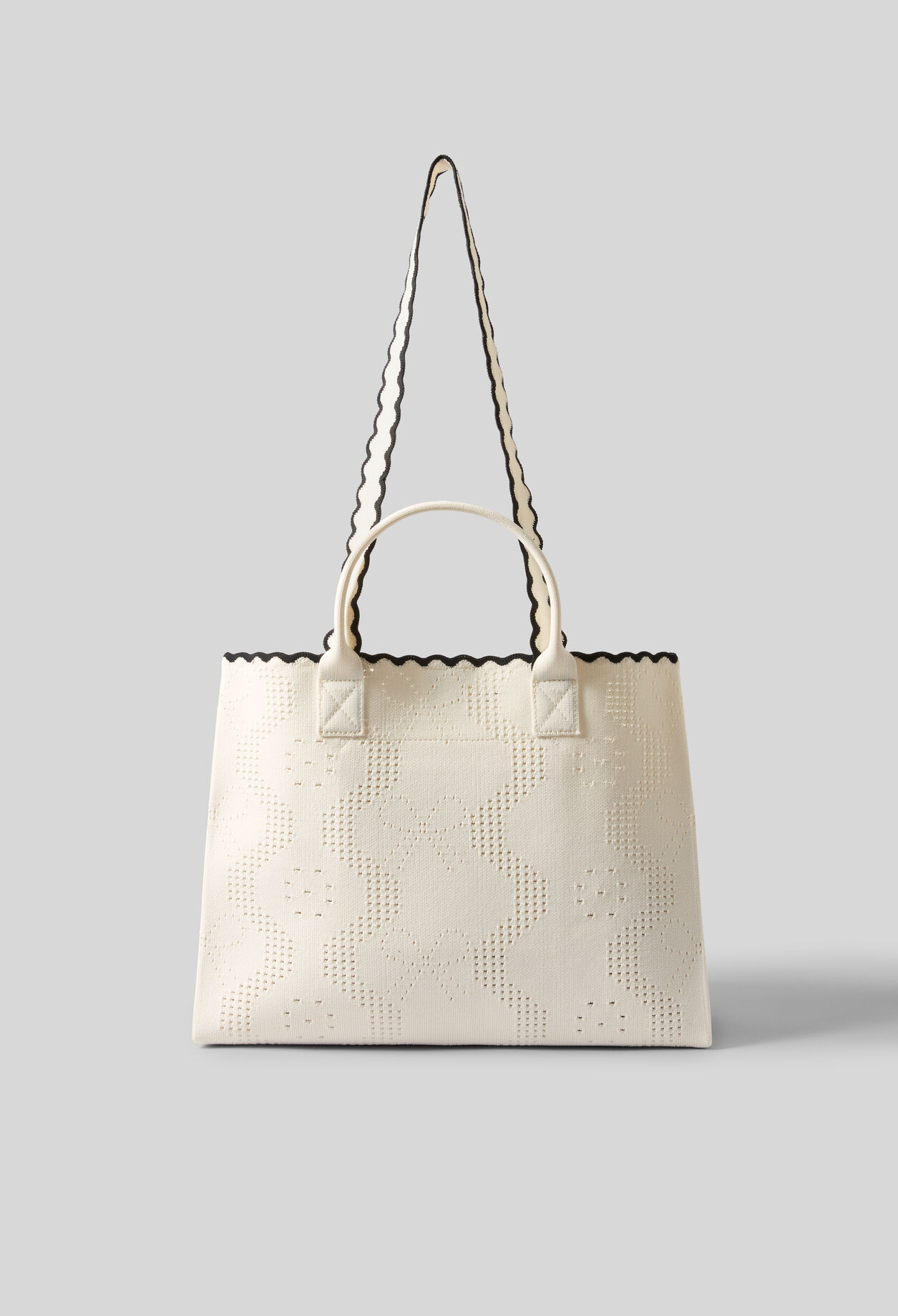 Two-tone knit bag