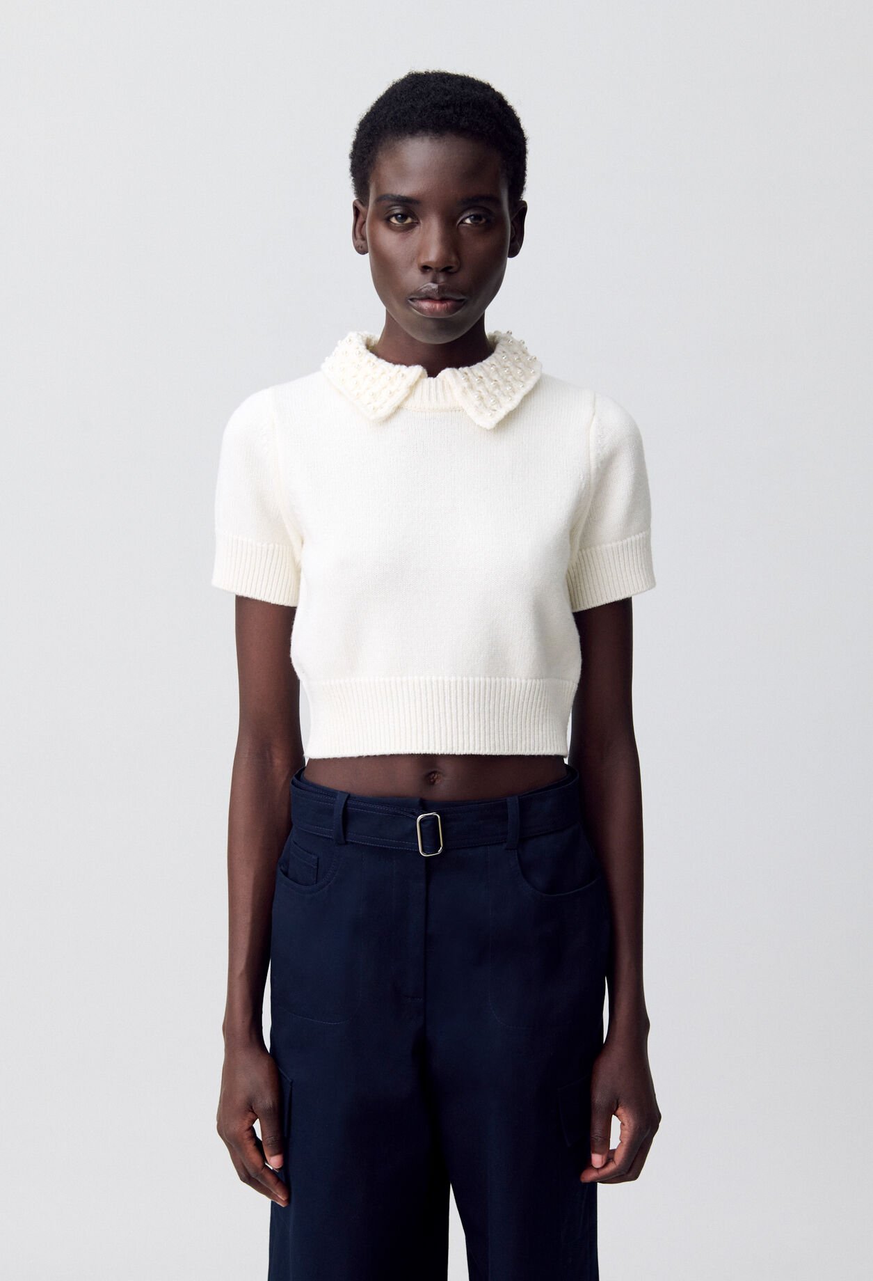 Short knitted top