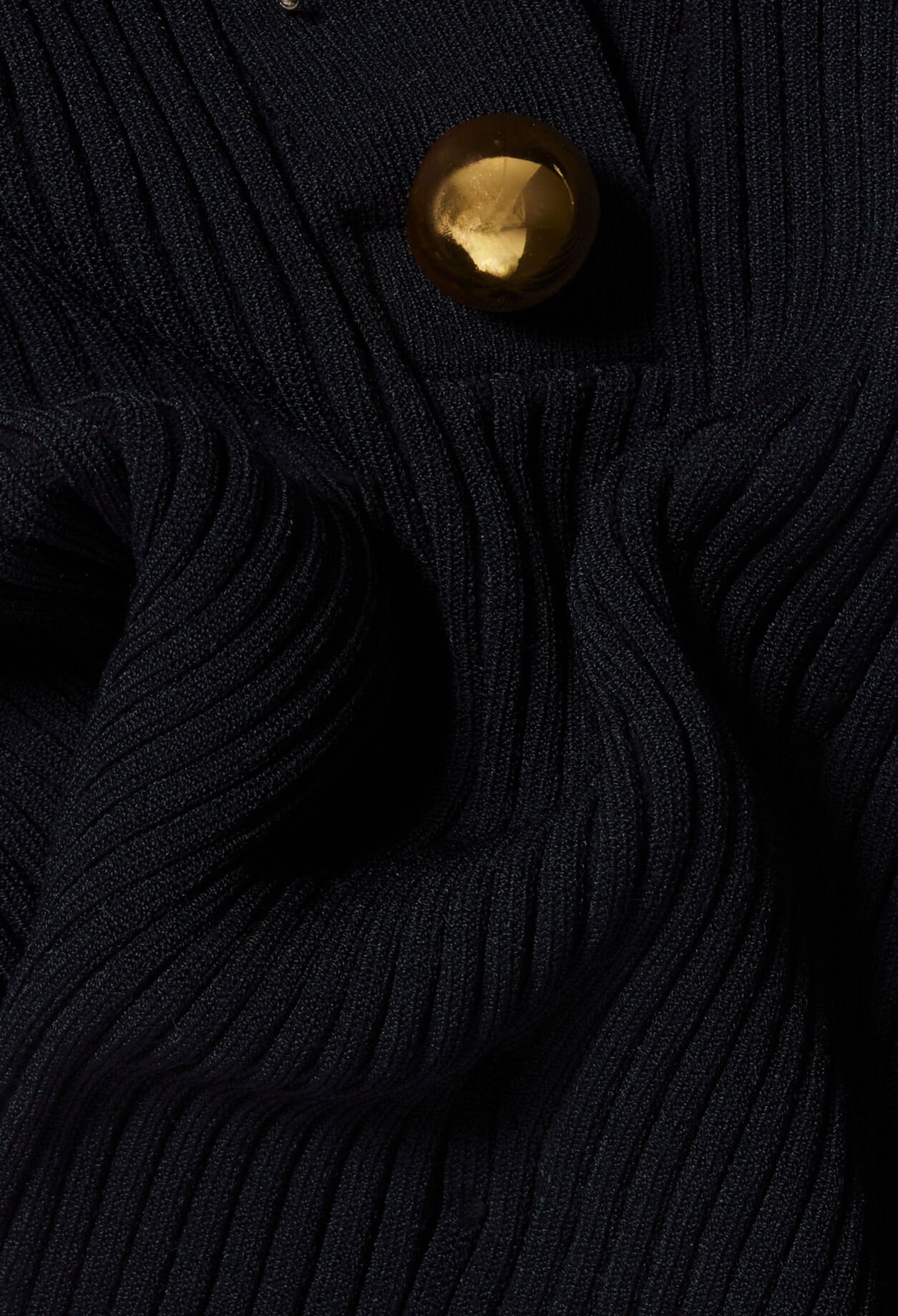 Fine knit top