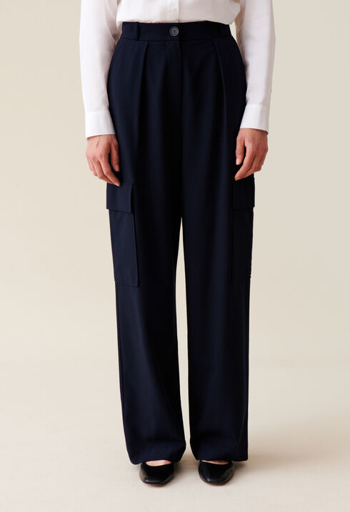 Navy cargo trousers