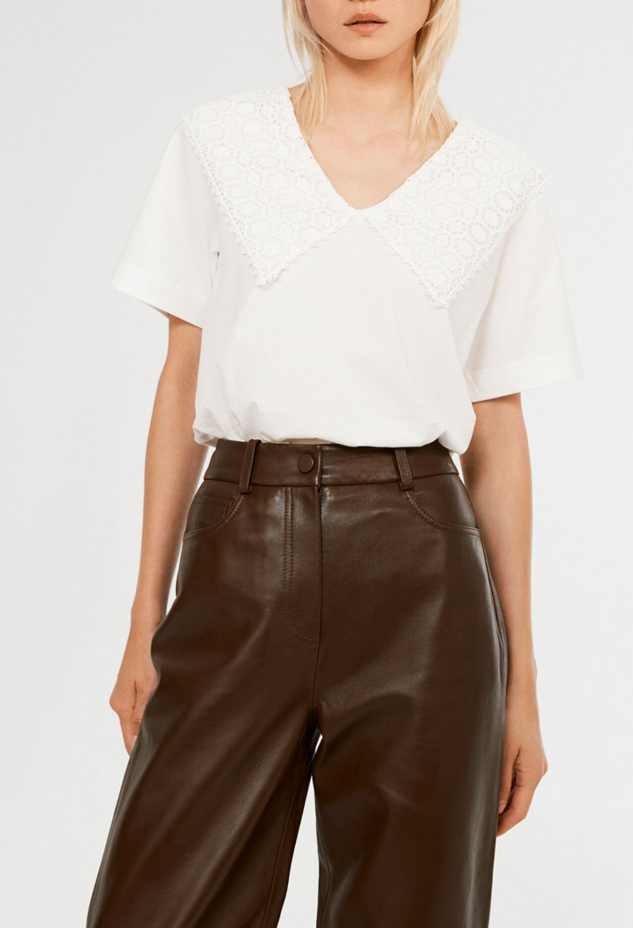 Short-sleeved top
