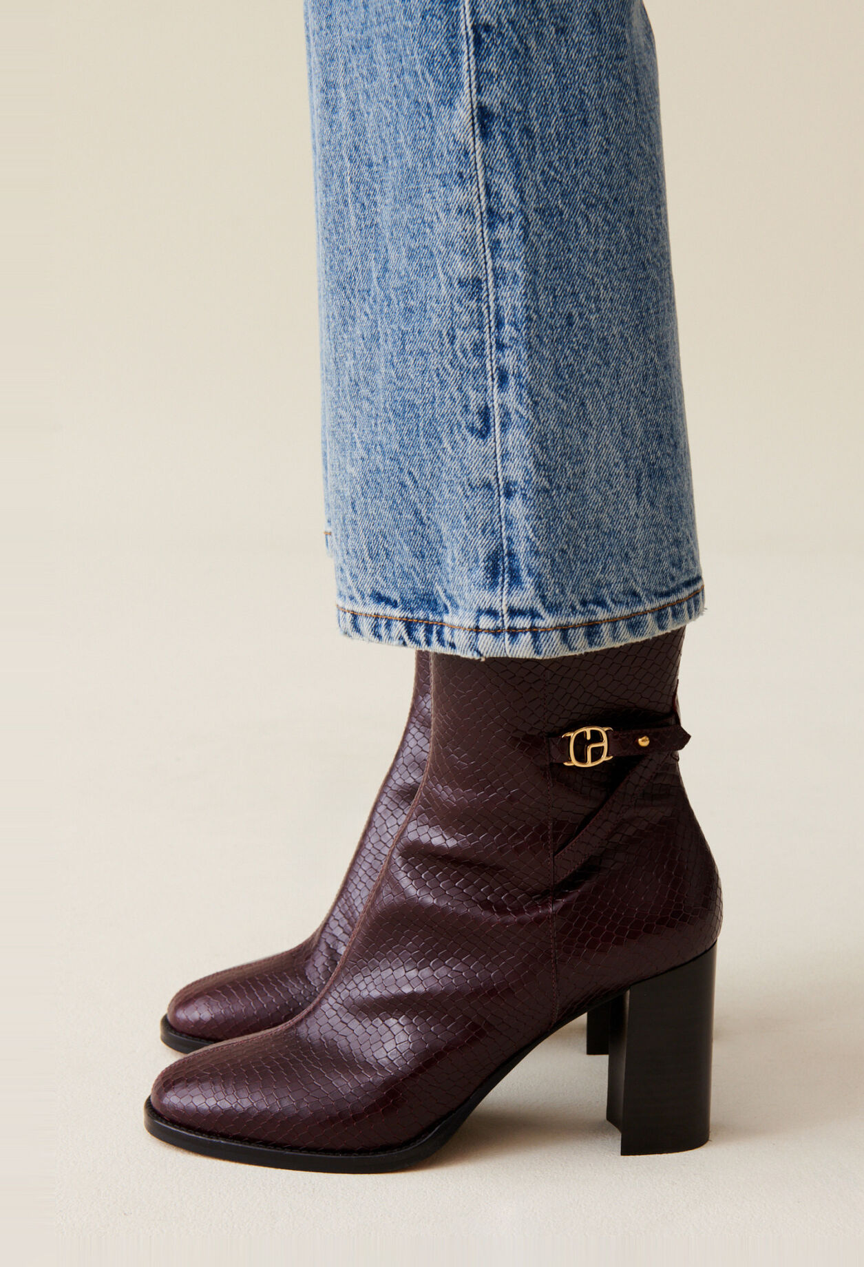 Glossy Snake Effect Boots