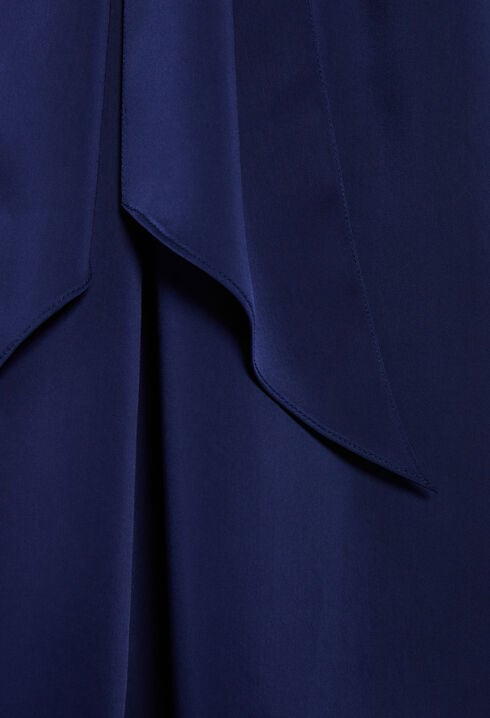 Short indigo pussy bow dress