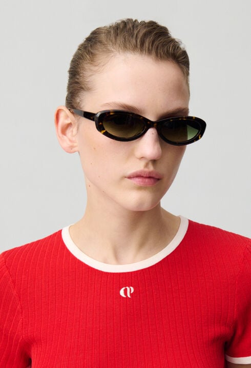 Oval sunglasses 