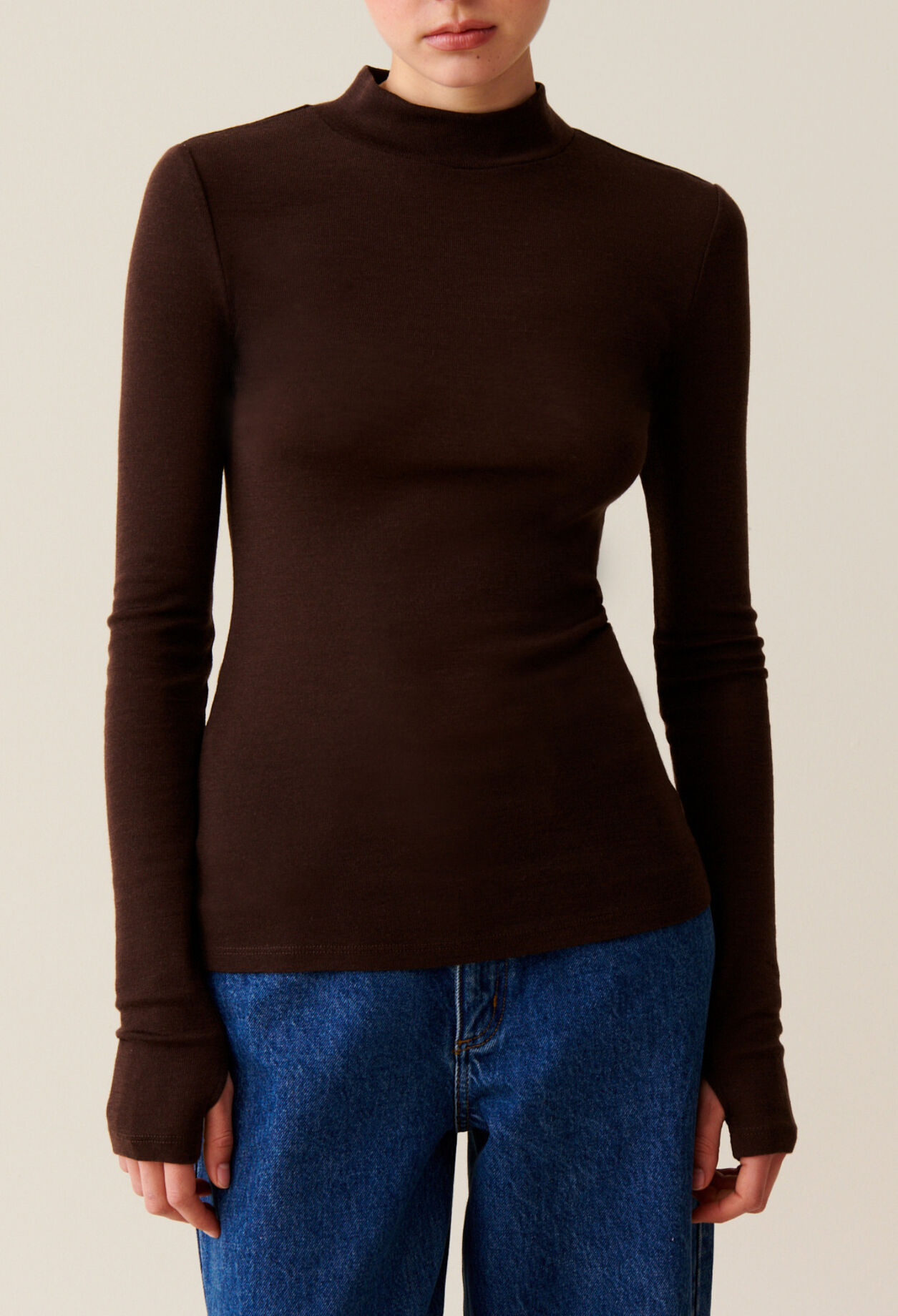 Wool top with long sleeves