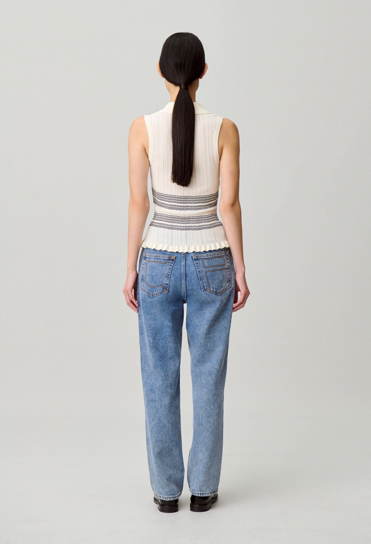 Fine knit top