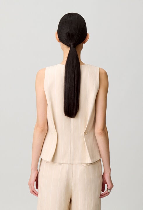 Sleeveless waistcoat