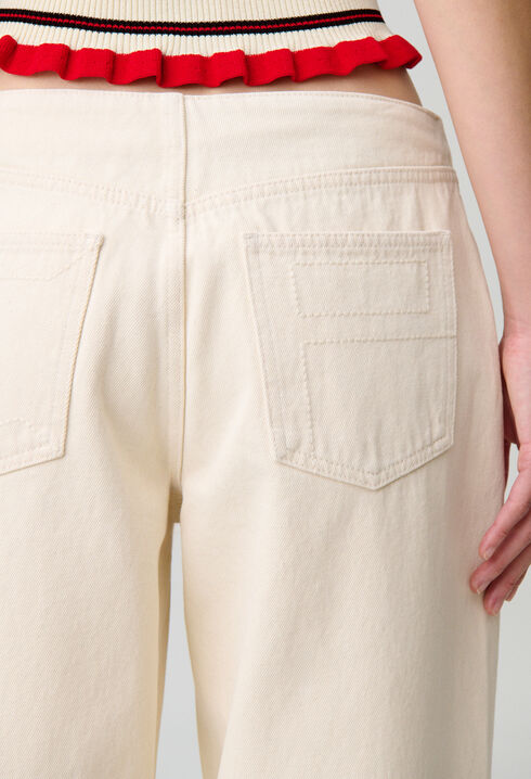 Ecru denim jeans
