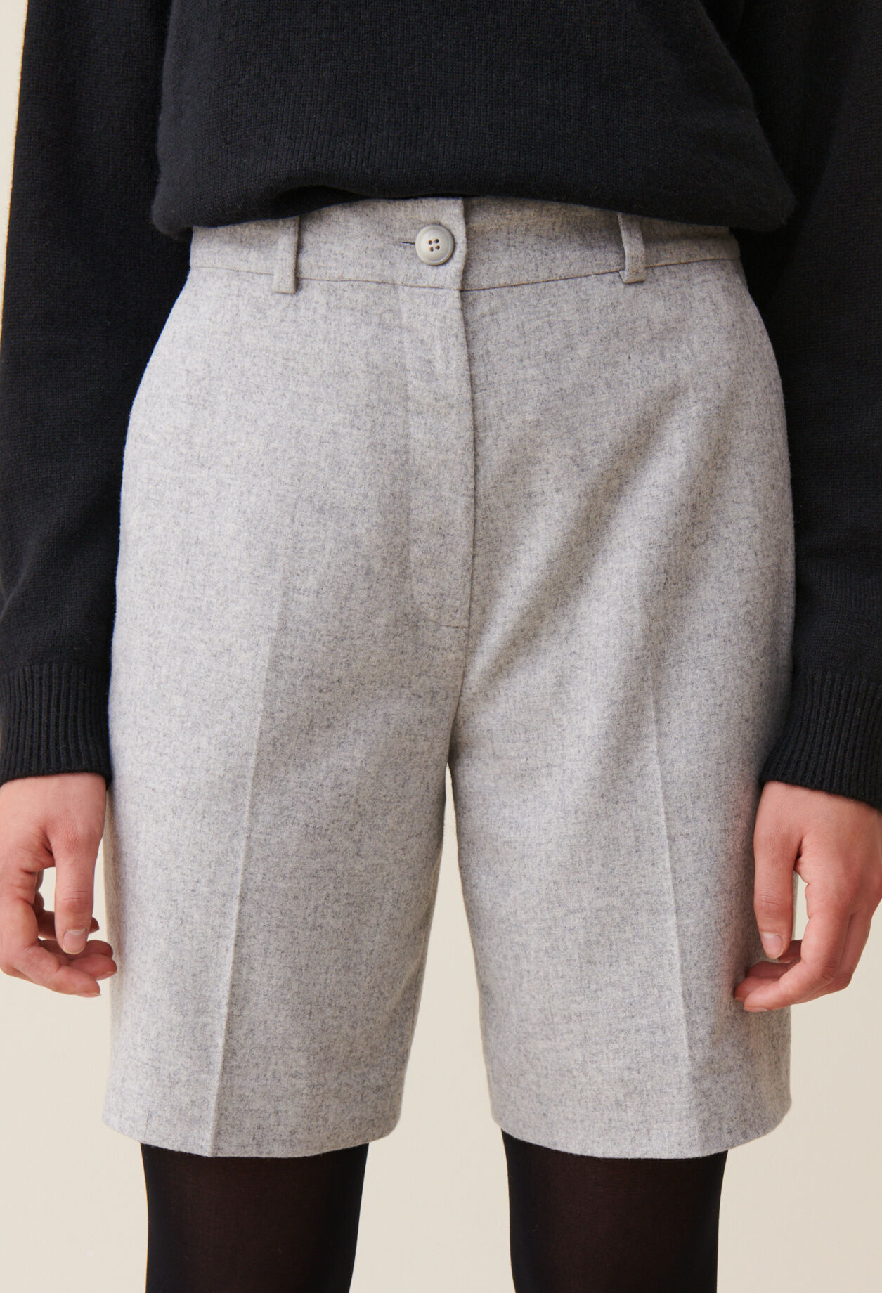Light grey straight Bermuda