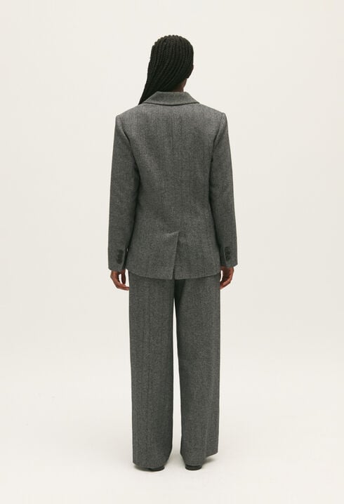 Two-tone suit jacket