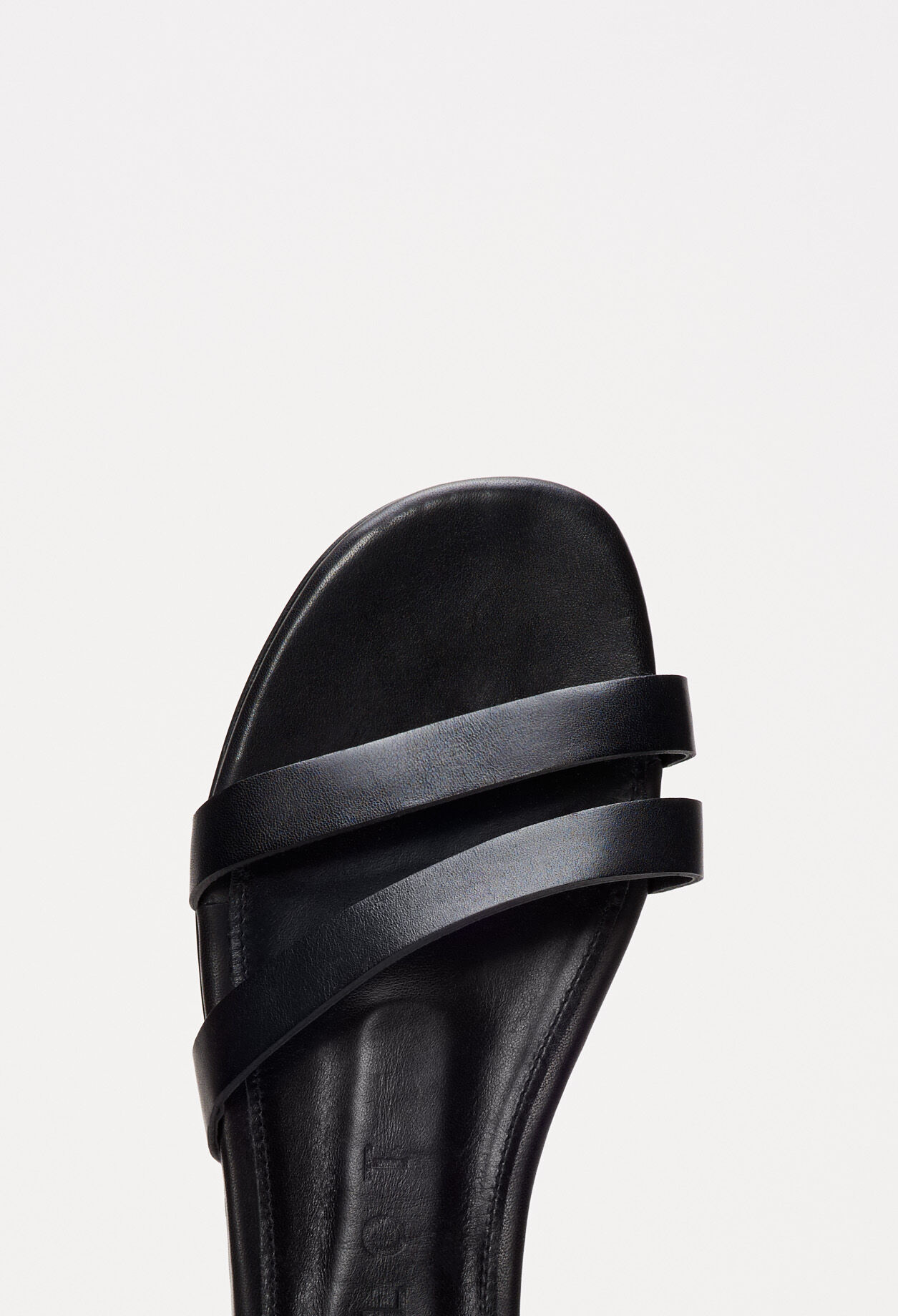 Metal chain sandals