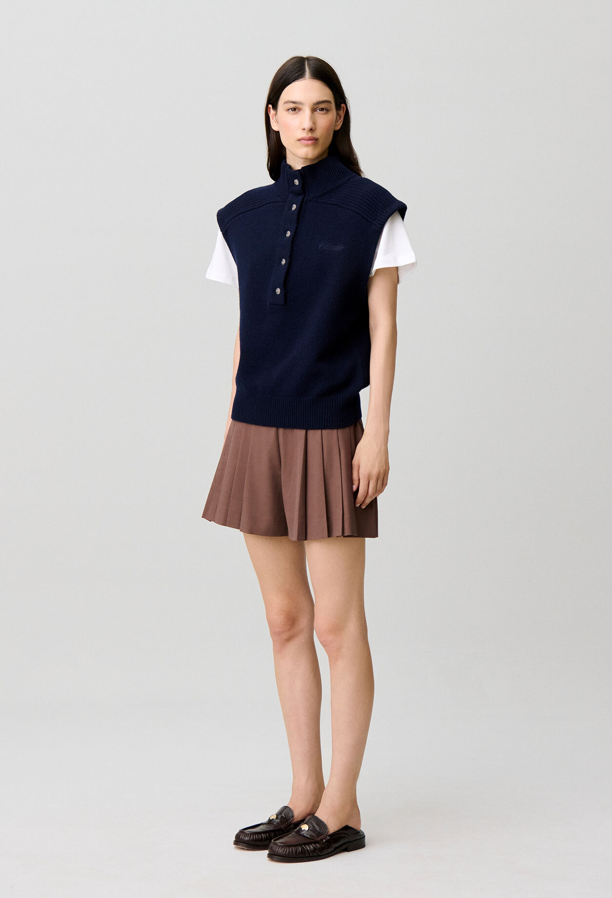 Sleeveless wool jumper